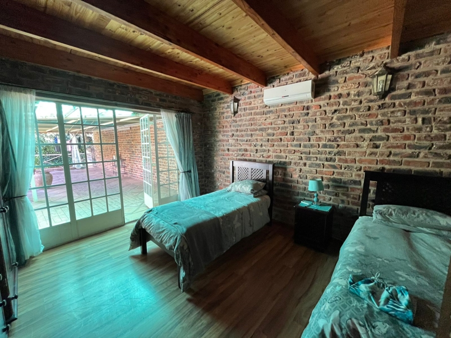 6 Bedroom Property for Sale in Bainsvlei Free State